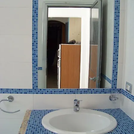 Dimora Nel Salento A 40mt Dal Mare Nyaraló *